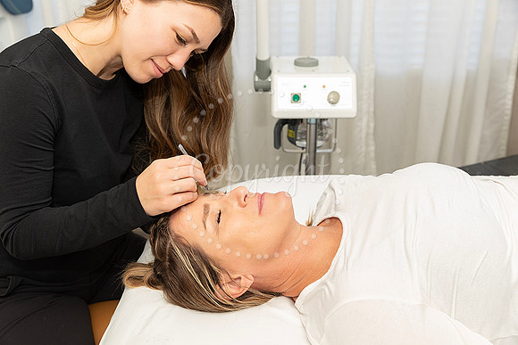 Peters Chiropractic- Esthetician's space