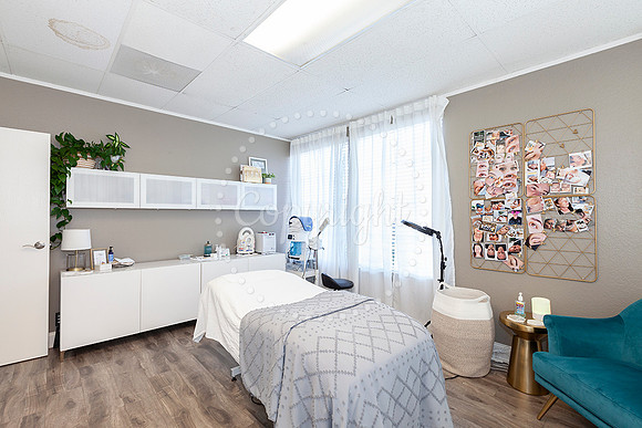 Peters Chiropractic- Esthetician's space