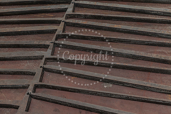 METAL BARS